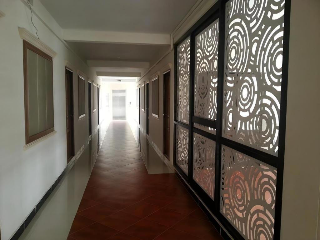 เสกทรัพย์ เพลส Hotel Ban Han Tra Fang Nua ภายนอก รูปภาพ