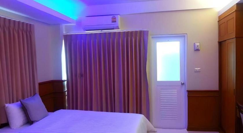เสกทรัพย์ เพลส Hotel Ban Han Tra Fang Nua ภายนอก รูปภาพ